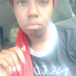 Meet your Posher, Lexie